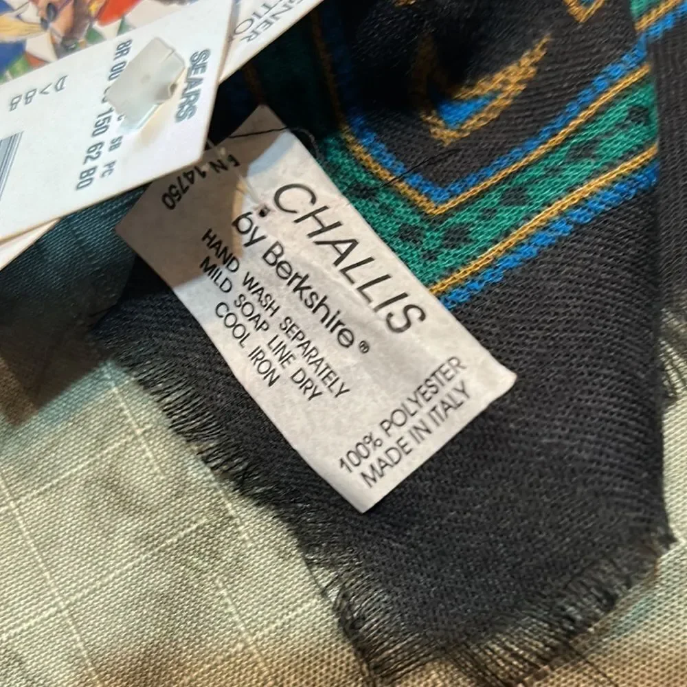 NWT Sears Challis Scarf Italian - Picture 5 of 7